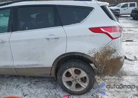 2015 Ford Escape Se z USA, uszkodzony, nr VIN 1FMCU9G94FUA72777